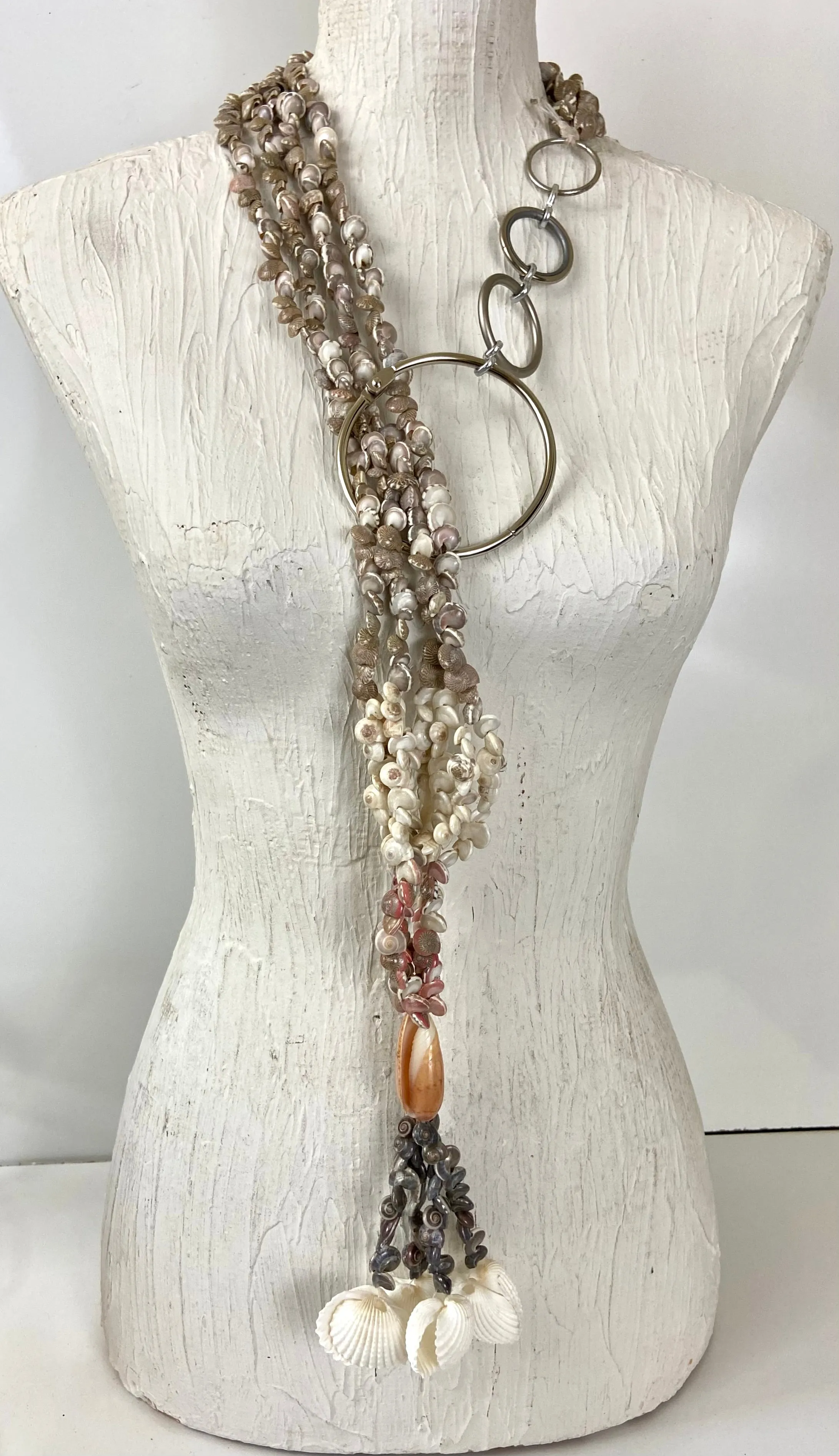 Boho Shells 🐚 in a big circle ⭕️ belt