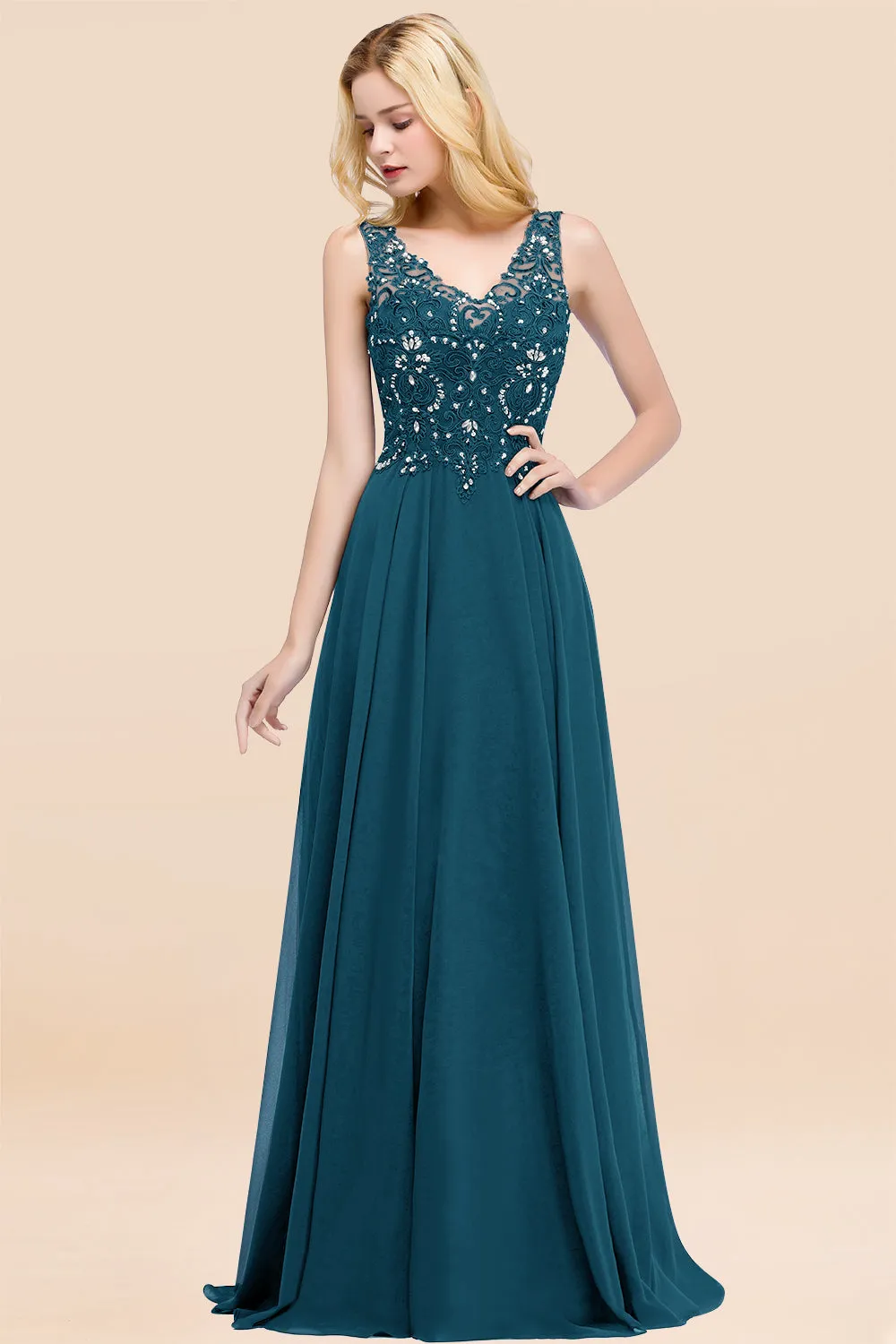 Dusty Rose Long A-line Lace V-Neck Bridesmaid Dresses With Appliques
