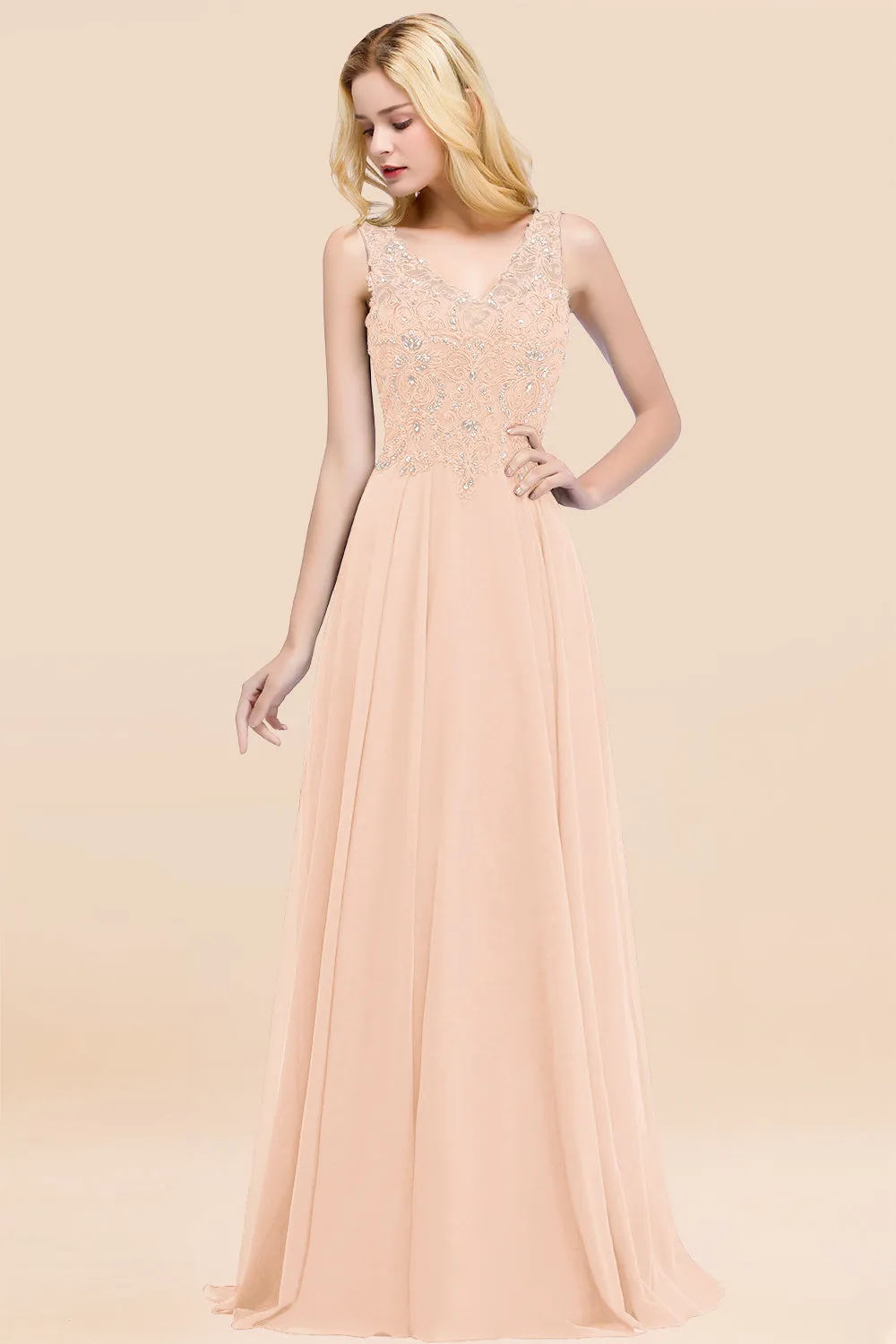 Dusty Rose Long A-line Lace V-Neck Bridesmaid Dresses With Appliques