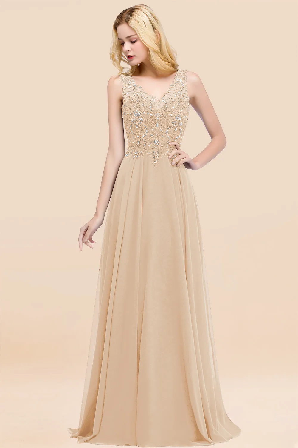 Dusty Rose Long A-line Lace V-Neck Bridesmaid Dresses With Appliques