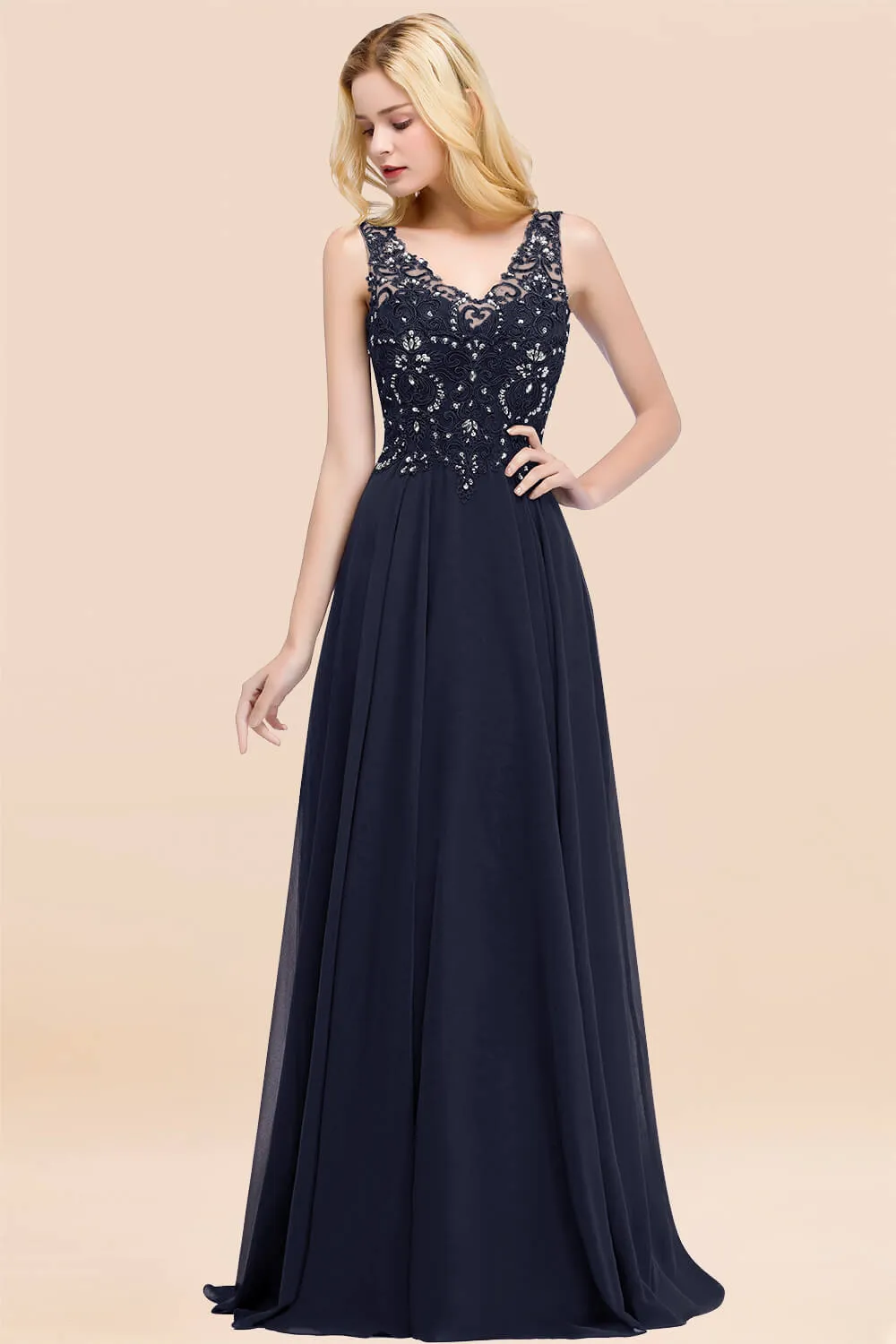 Dusty Rose Long A-line Lace V-Neck Bridesmaid Dresses With Appliques