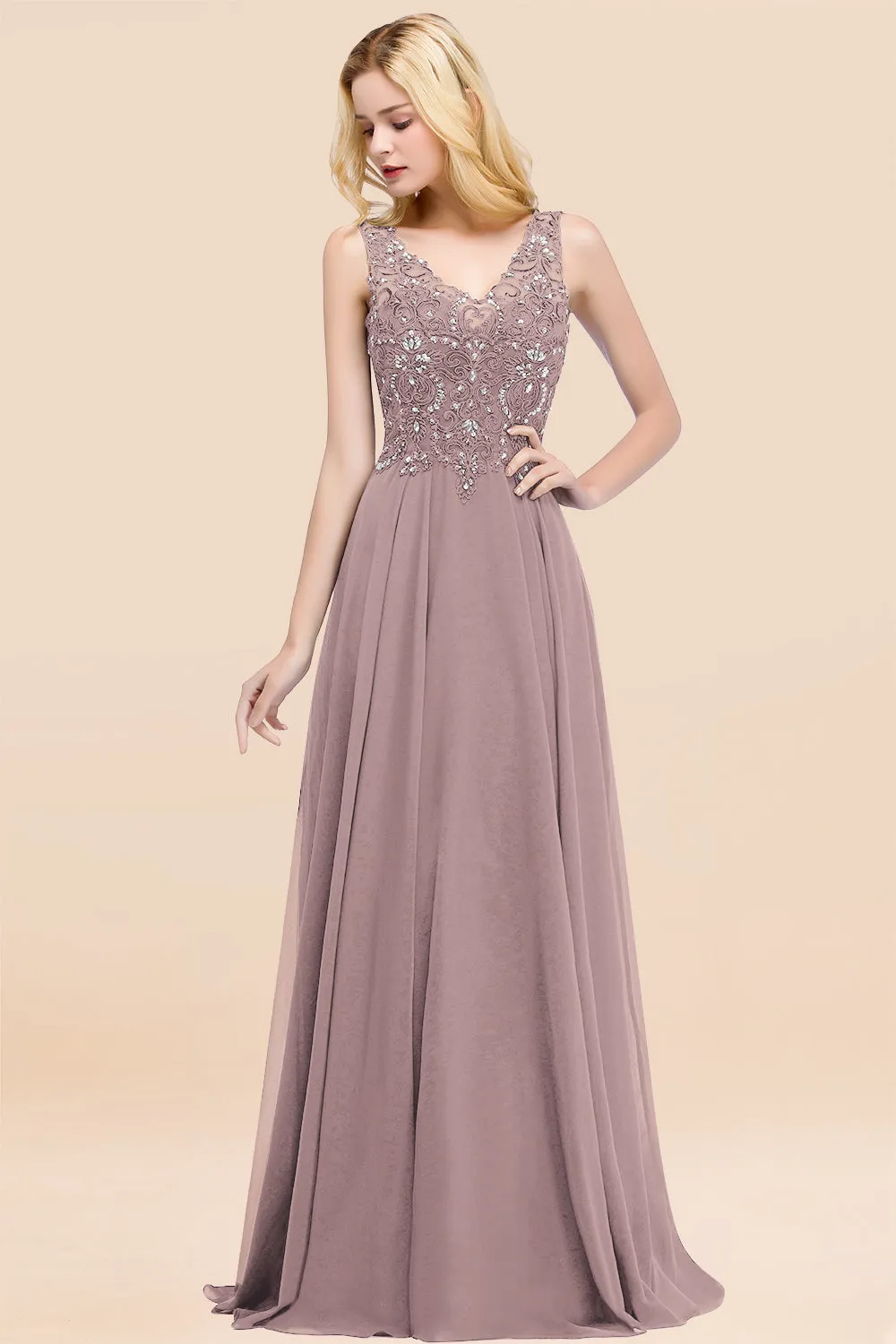 Dusty Rose Long A-line Lace V-Neck Bridesmaid Dresses With Appliques