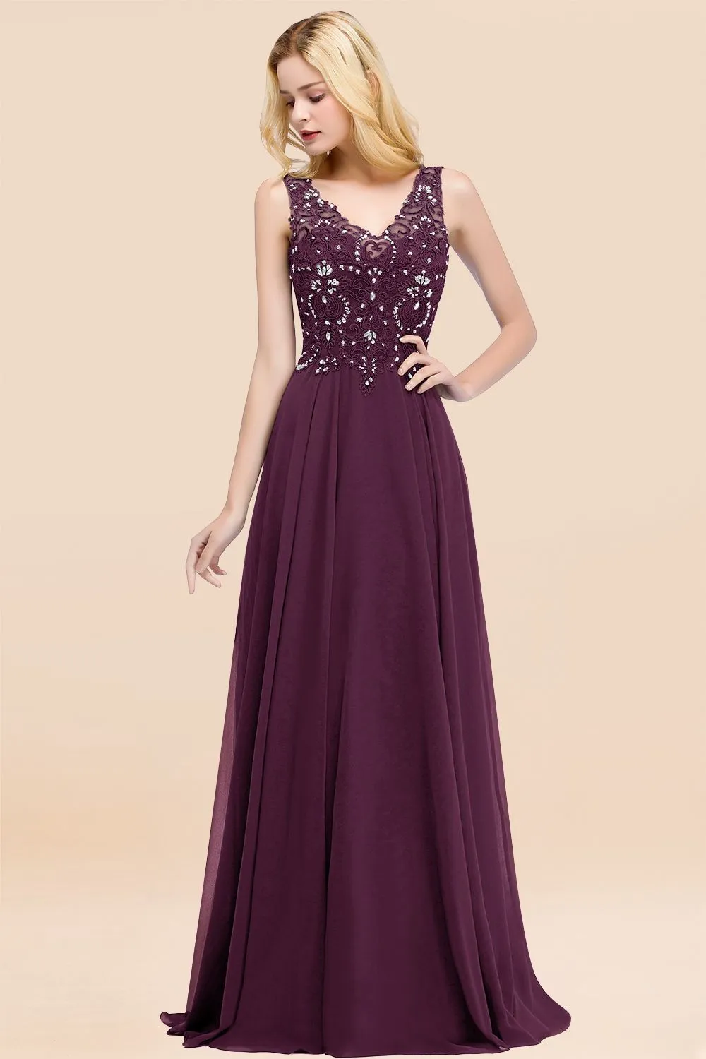 Dusty Rose Long A-line Lace V-Neck Bridesmaid Dresses With Appliques