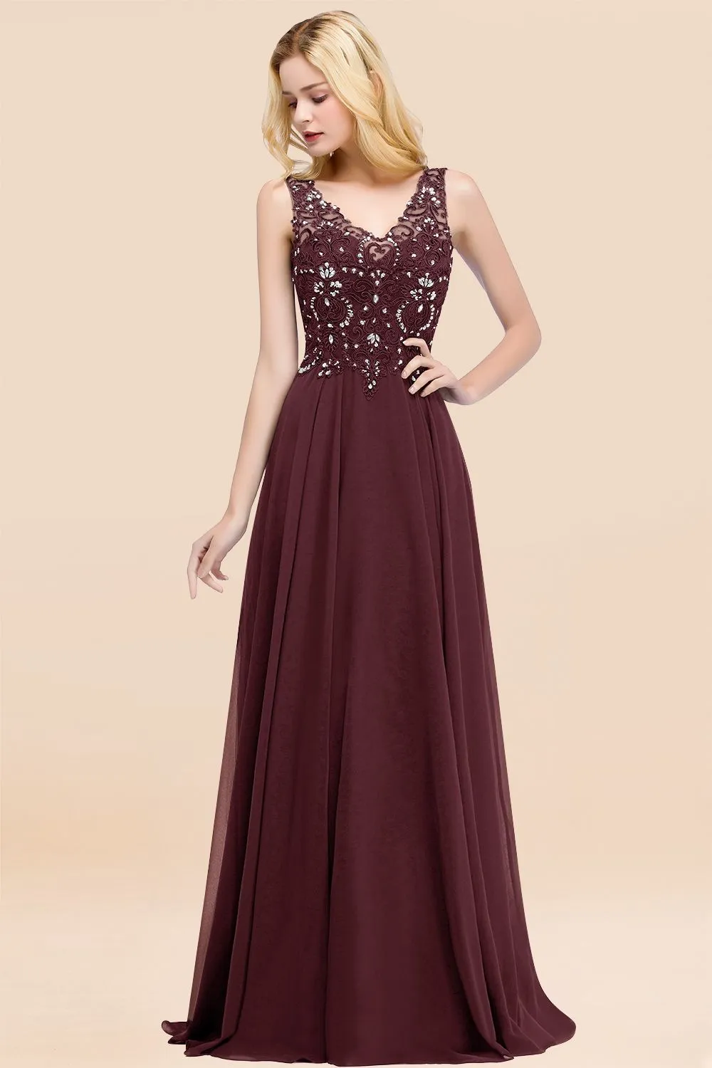Dusty Rose Long A-line Lace V-Neck Bridesmaid Dresses With Appliques