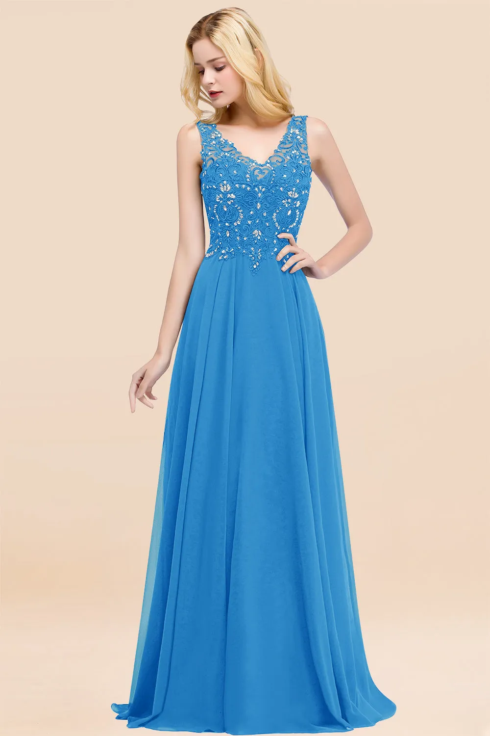 Dusty Rose Long A-line Lace V-Neck Bridesmaid Dresses With Appliques
