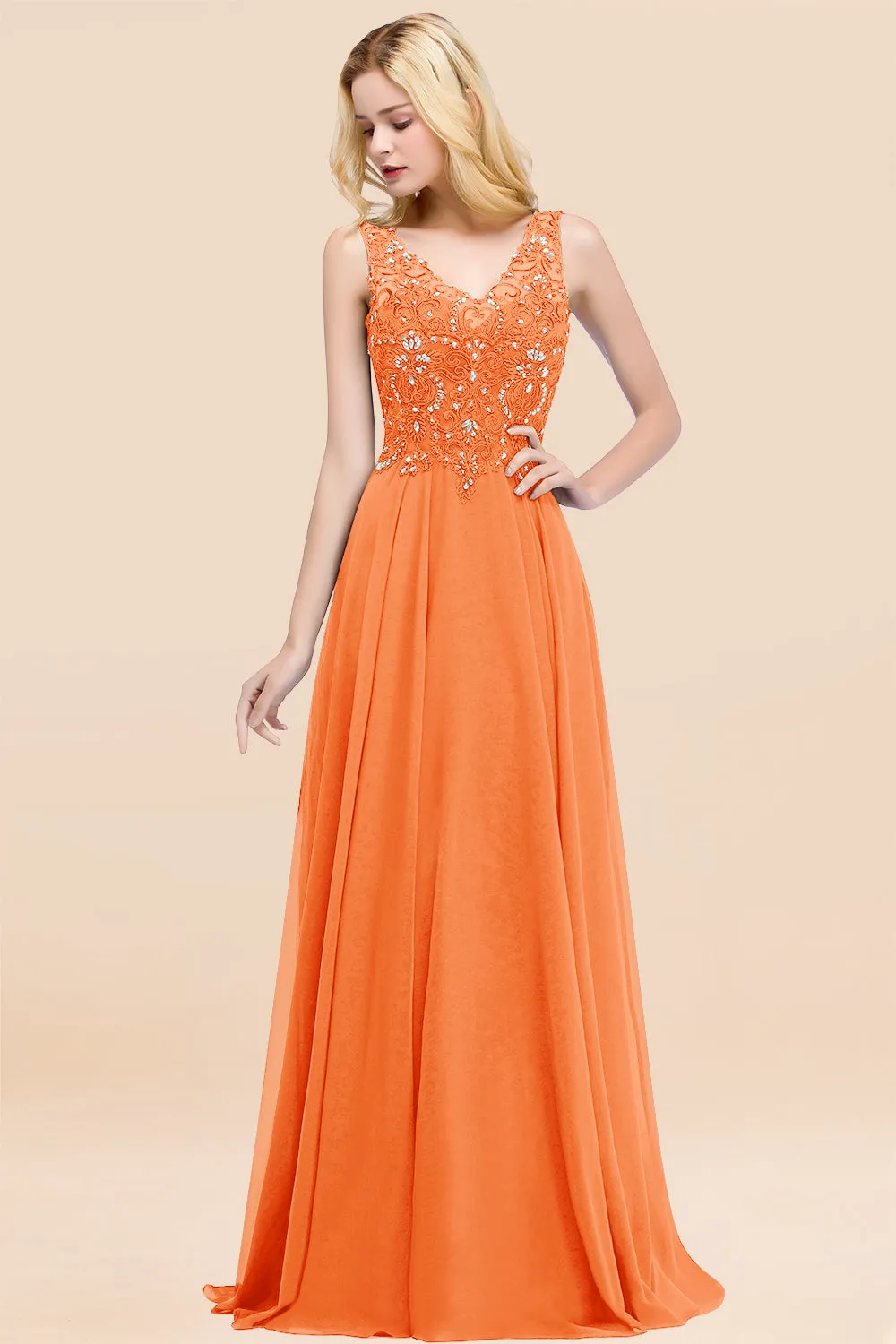 Dusty Rose Long A-line Lace V-Neck Bridesmaid Dresses With Appliques