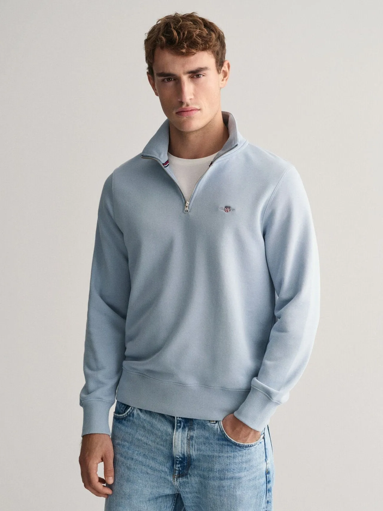 Gant Reg Shield Half Zip Sweatshirt