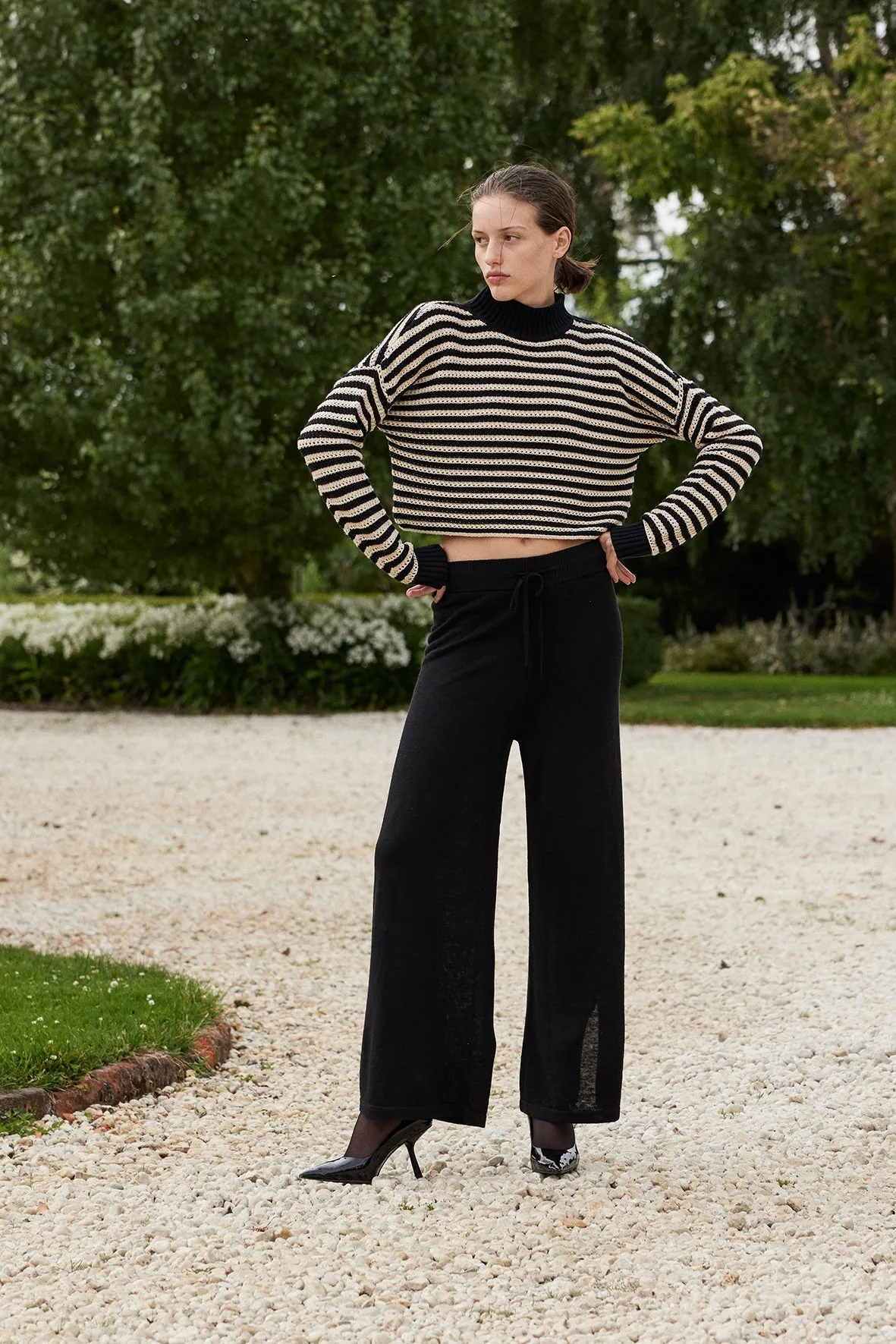 June Cropped Sweater | Sand/Black