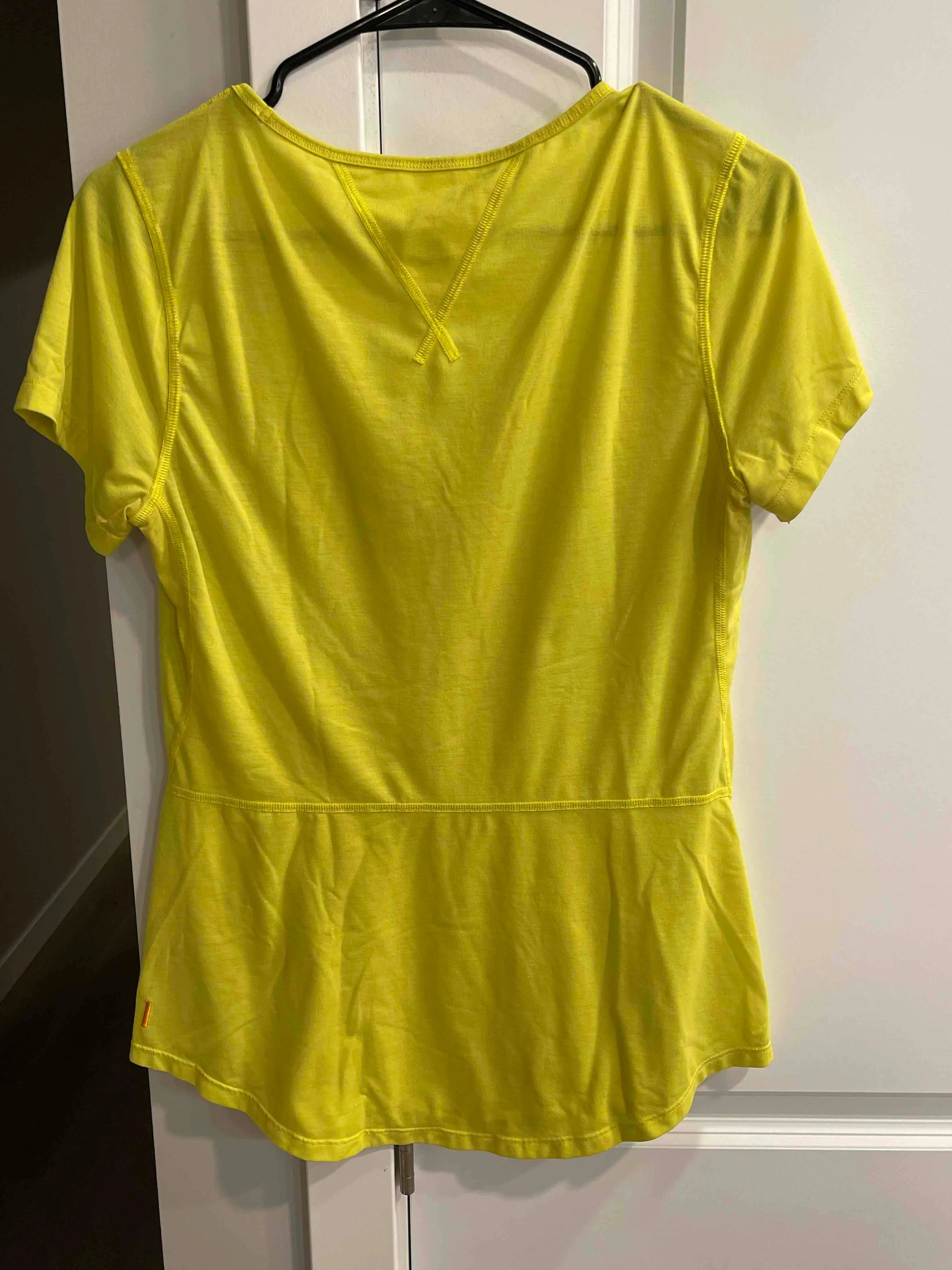 Lucy T-Shirt Women's M