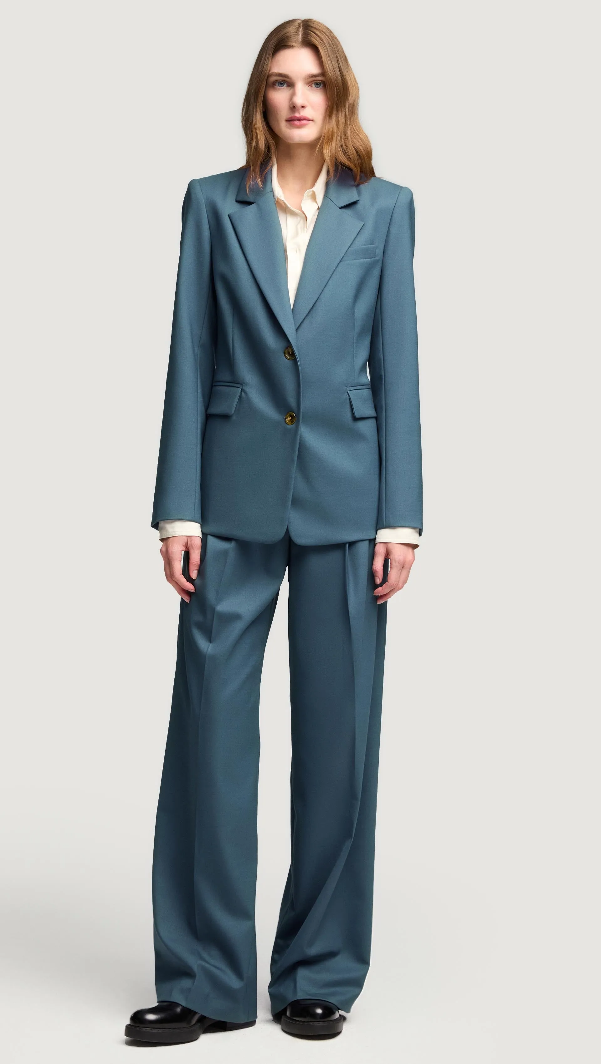 Pleated Trouser in Seasonless Wool | Stone Blue